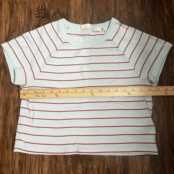 Vintage Levi’s cropped tee - Picture 6 of 8